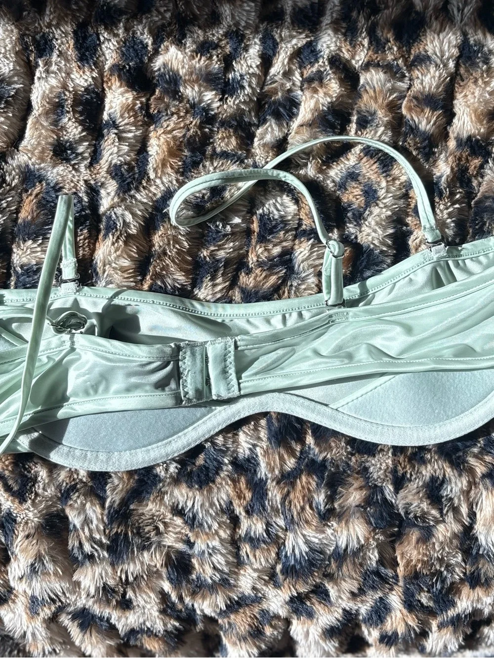 Fredericks of Hollywood aqua satin bralette thong and garter strappy set - Picture 5 of 7